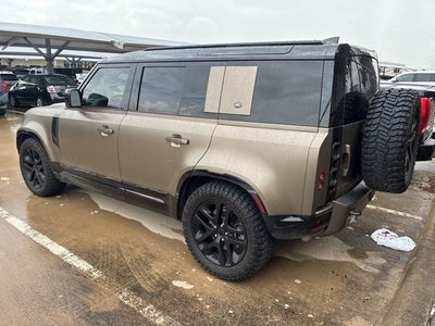 2023 Land Rover Defender 110 X-Dynamic SE