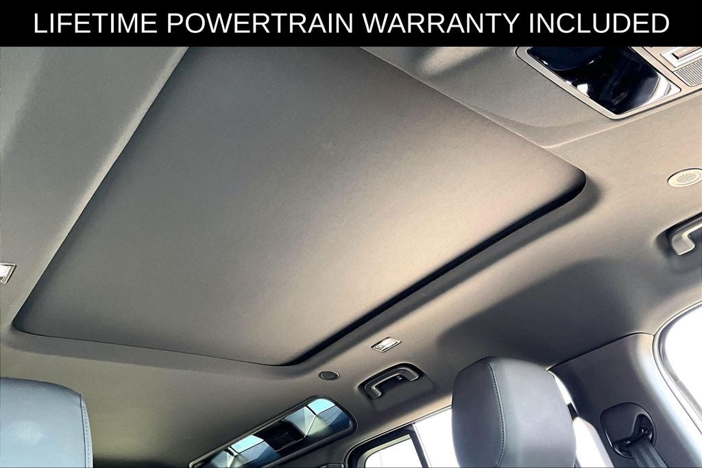 2025 Land Rover Defender 110 S