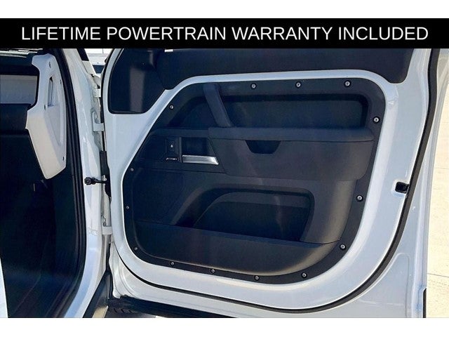 2025 Land Rover Defender 110 S