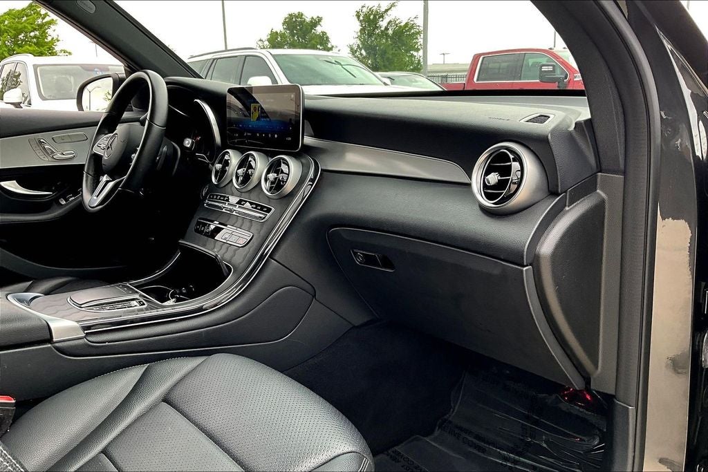 2021 Mercedes-Benz GLC GLC 300