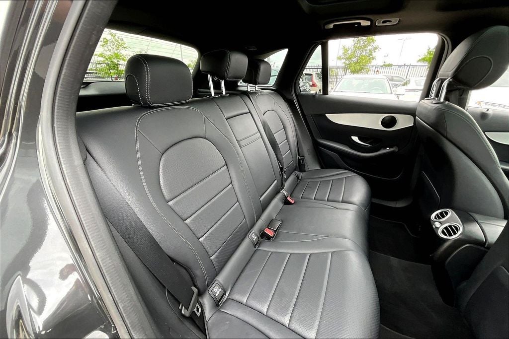 2021 Mercedes-Benz GLC GLC 300