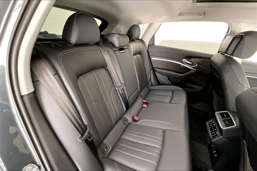 2024 Audi Q8 e-tron Premium Plus quattro