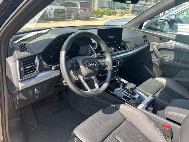 2025 Audi Q5 45 S line Premium quattro