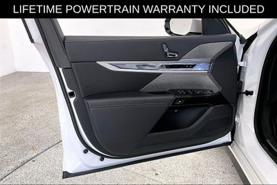 2026 BMW 7 Series 740i