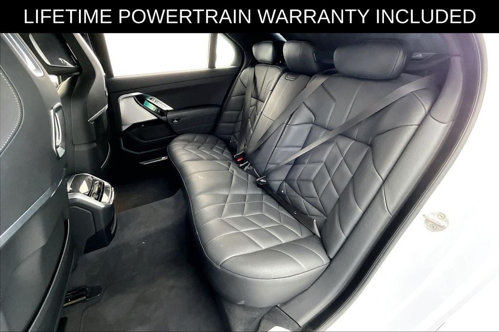2026 BMW 7 Series 740i