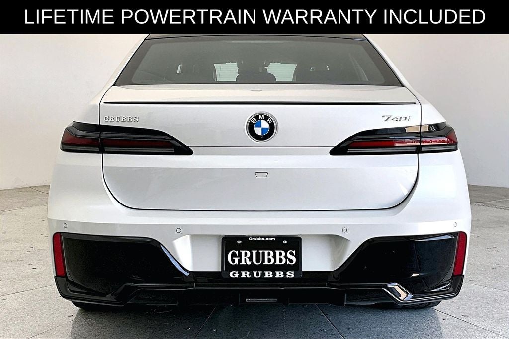 2026 BMW 7 Series 740i