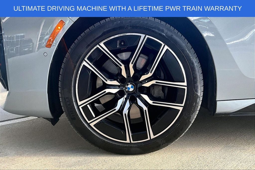 2025 BMW 7 Series 740i