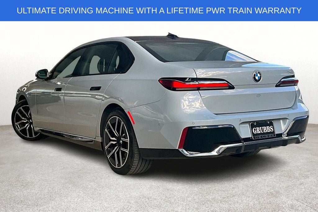 2025 BMW 7 Series 740i