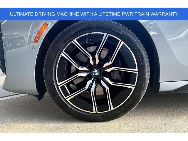 2025 BMW 7 Series 740i