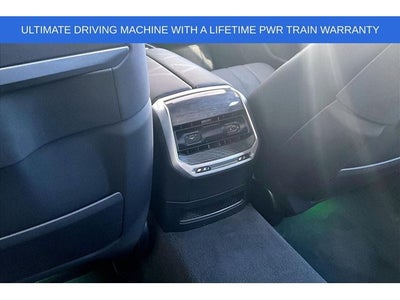 2025 BMW 7 Series 740i