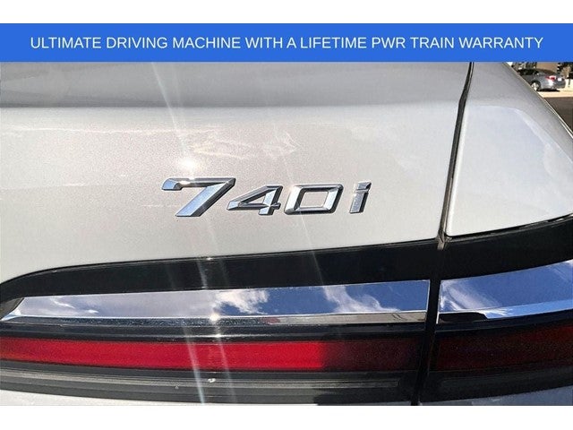 2025 BMW 7 Series 740i