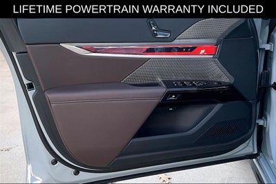 2025 BMW 7 Series 740i xDrive M Sport