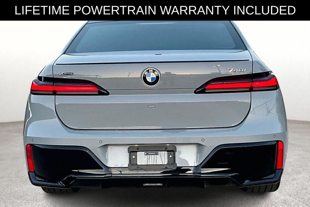2025 BMW 7 Series 740i xDrive M Sport