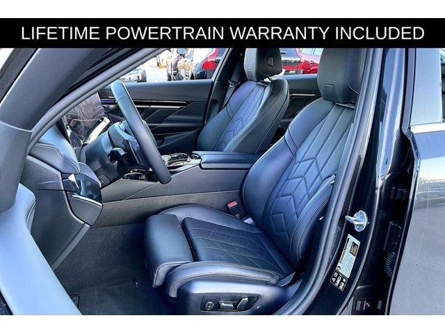 2025 BMW 5 Series 530i xDrive