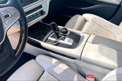 2017 BMW 7 Series 750i