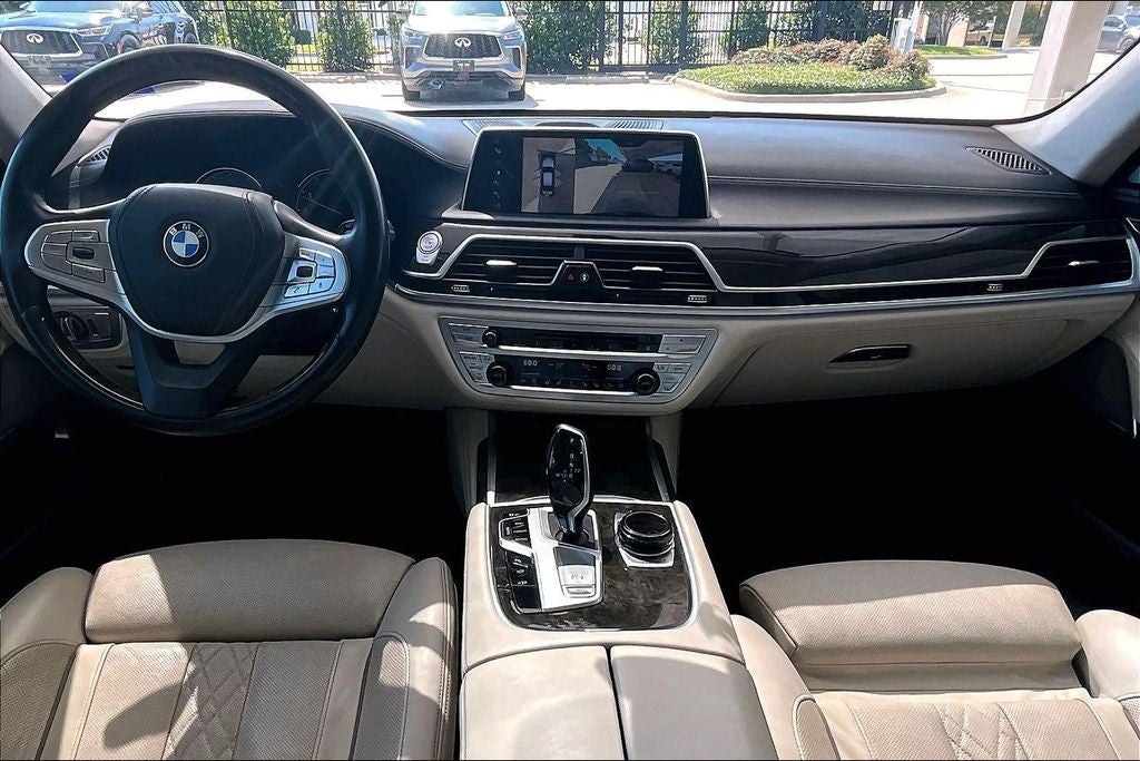 2017 BMW 7 Series 750i