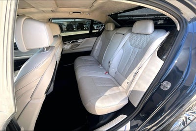 2017 BMW 7 Series 750i
