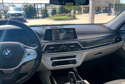 2017 BMW 7 Series 750i