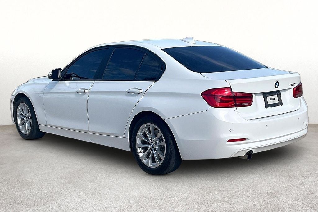 2016 BMW 3 Series 320i