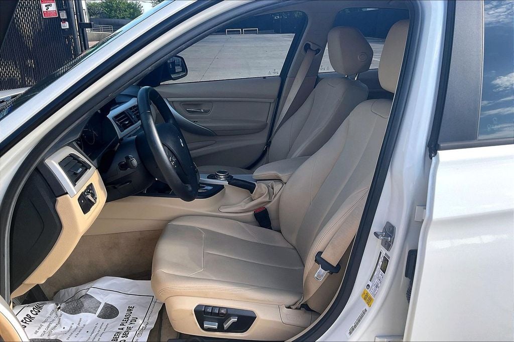 2016 BMW 3 Series 320i