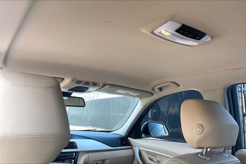 2016 BMW 3 Series 320i