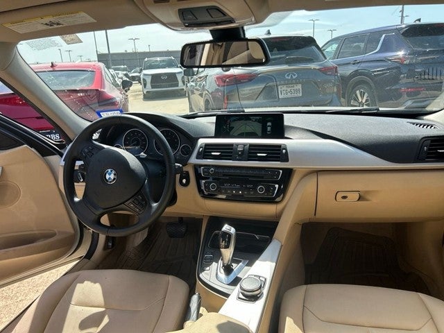 2016 BMW 3 Series 320i