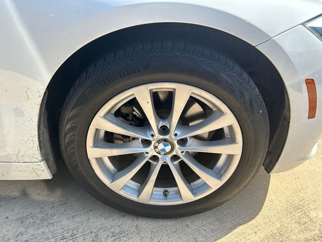 2016 BMW 3 Series 320i