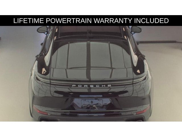 2025 Porsche Panamera 4