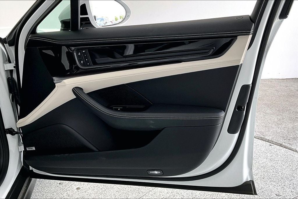 2024 Porsche Panamera Base