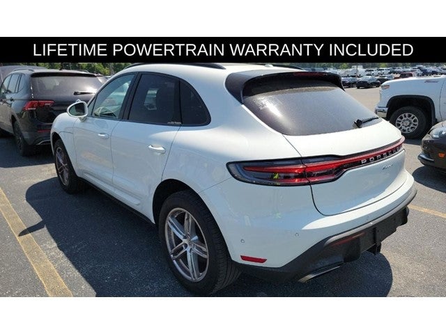 2023 Porsche Macan Base