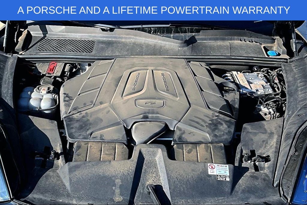 2024 Porsche Cayenne Base