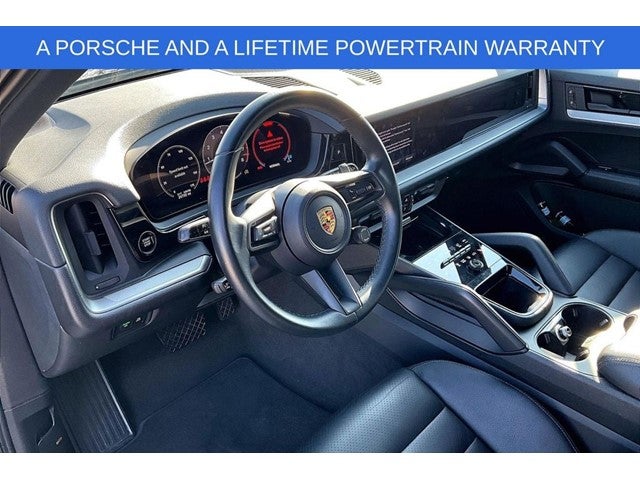 2024 Porsche Cayenne Base