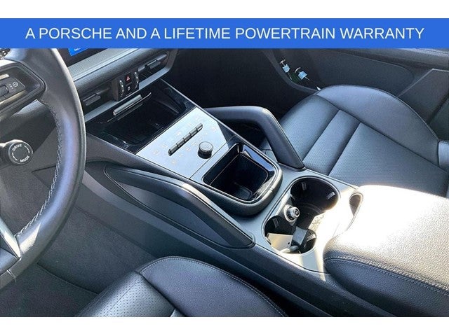 2024 Porsche Cayenne Base