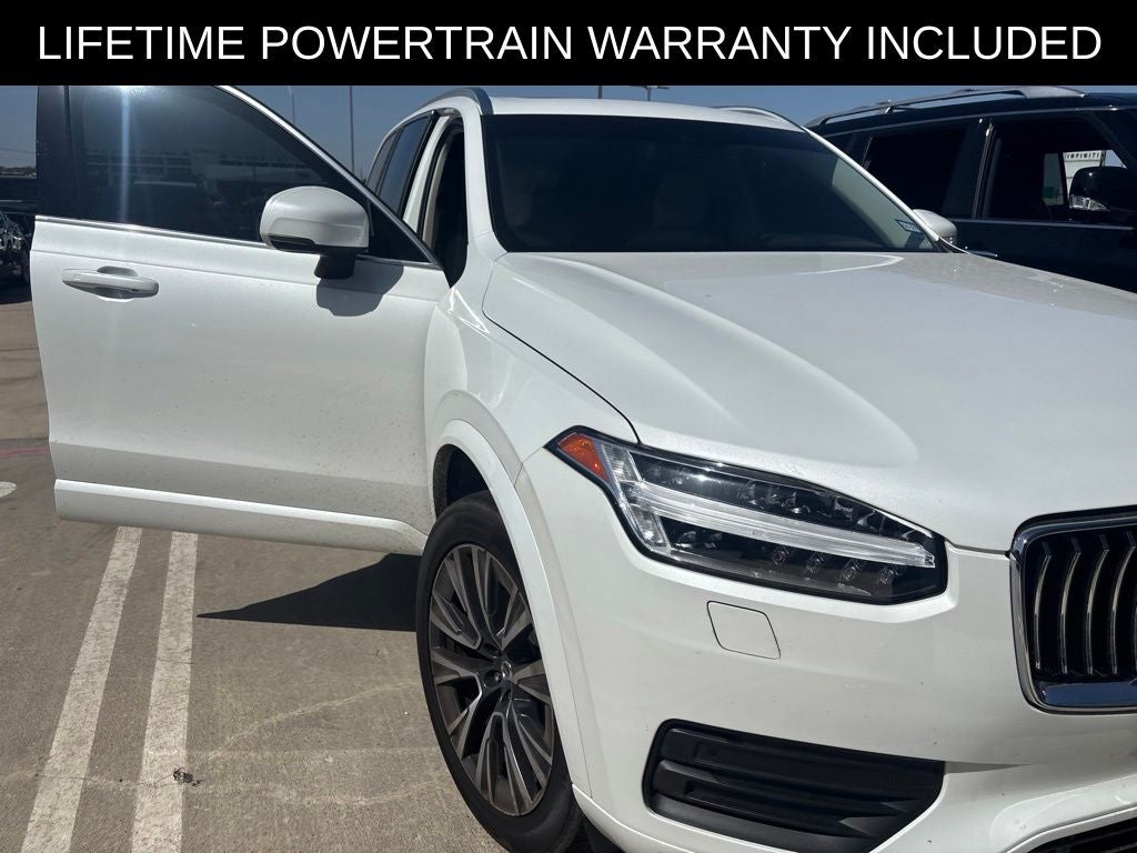 2022 Volvo XC90 T5 Momentum