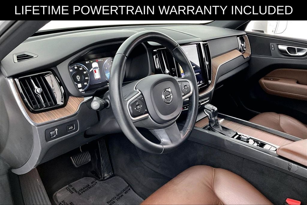 2021 Volvo XC60 T5 Momentum
