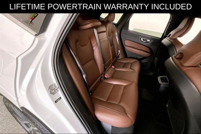 2021 Volvo XC60 T5 Momentum