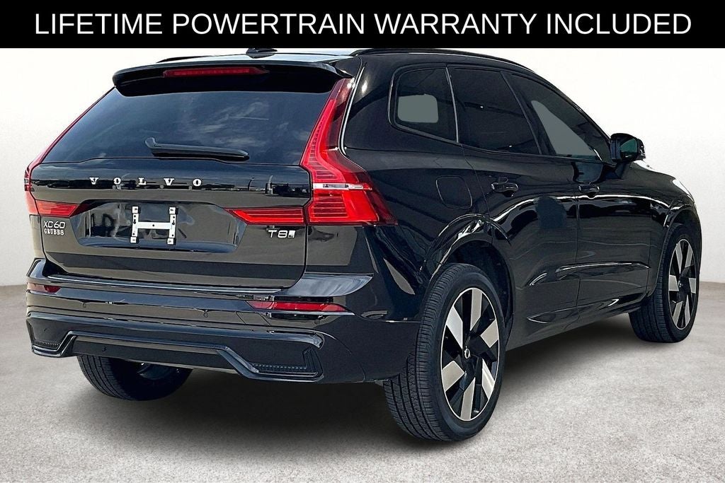 2025 Volvo XC60 Plug-In Hybrid T8 Core