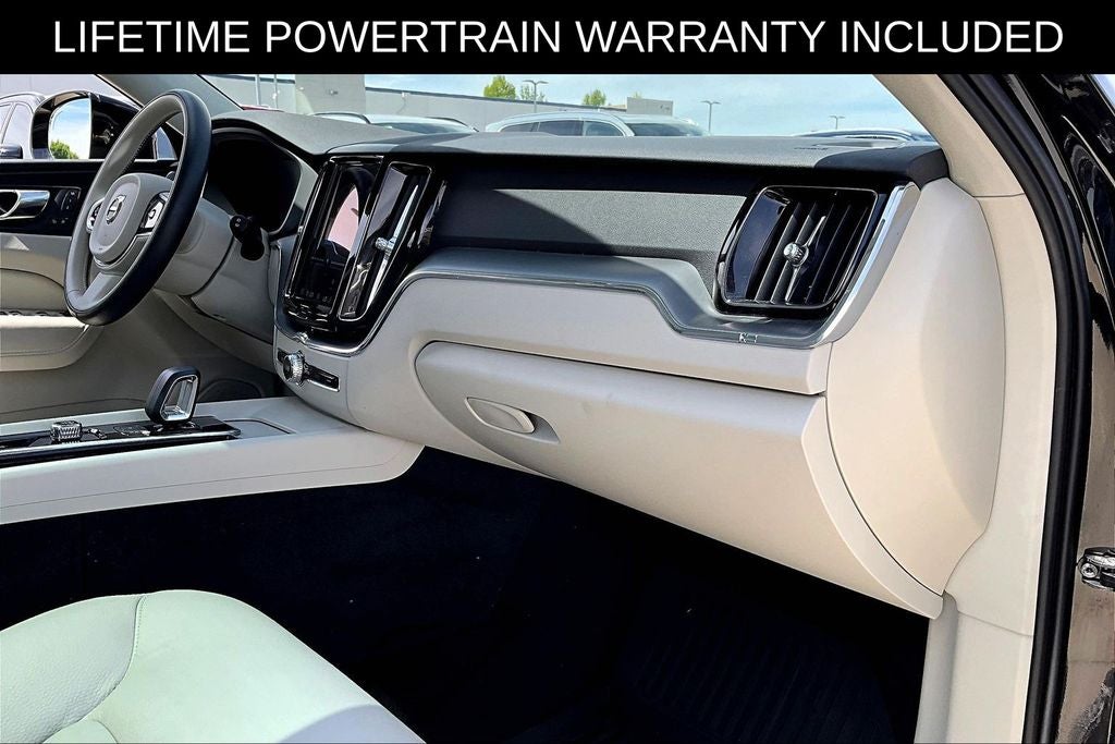 2025 Volvo XC60 Plug-In Hybrid T8 Core