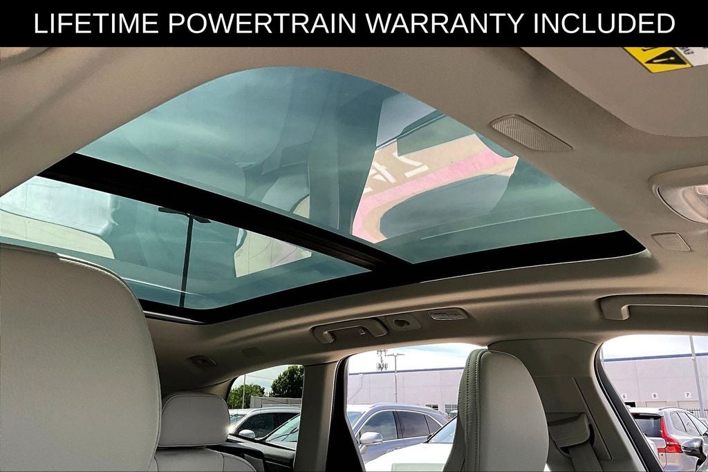 2025 Volvo XC60 Plug-In Hybrid T8 Core