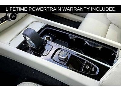 2025 Volvo XC60 Plug-In Hybrid T8 Core