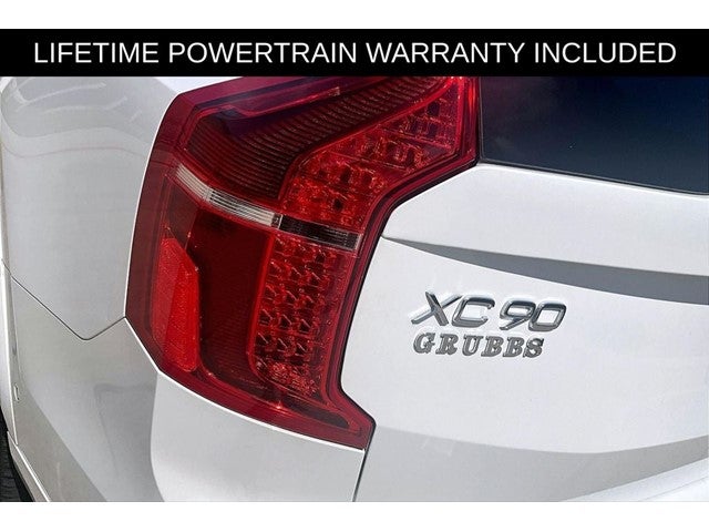 2024 Volvo XC90 B5 Plus