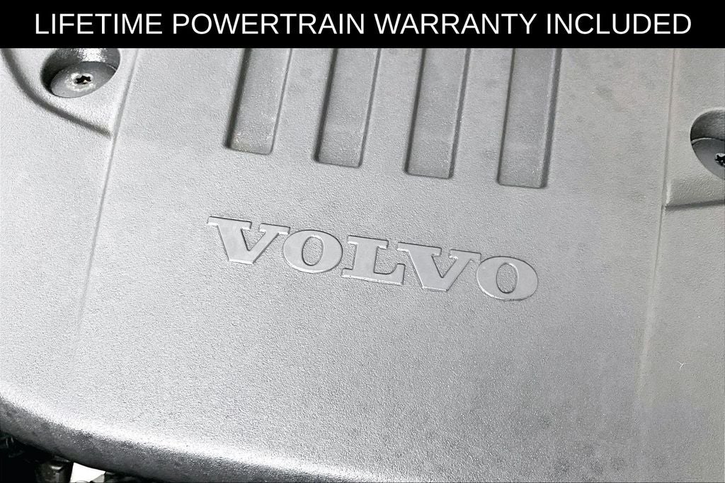 2025 Volvo XC60 B5 Plus