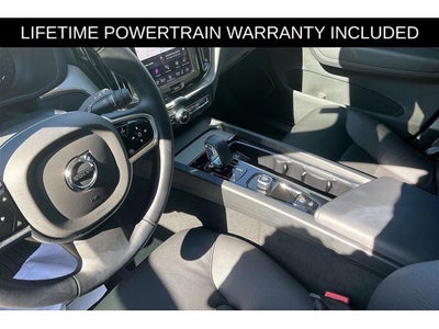 2025 Volvo XC60 B5 Plus