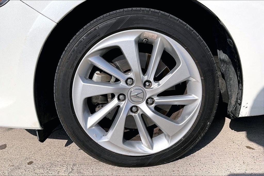 2017 Acura ILX Premium Package