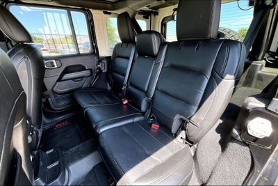 2021 Jeep Wrangler Unlimited Sahara Altitude
