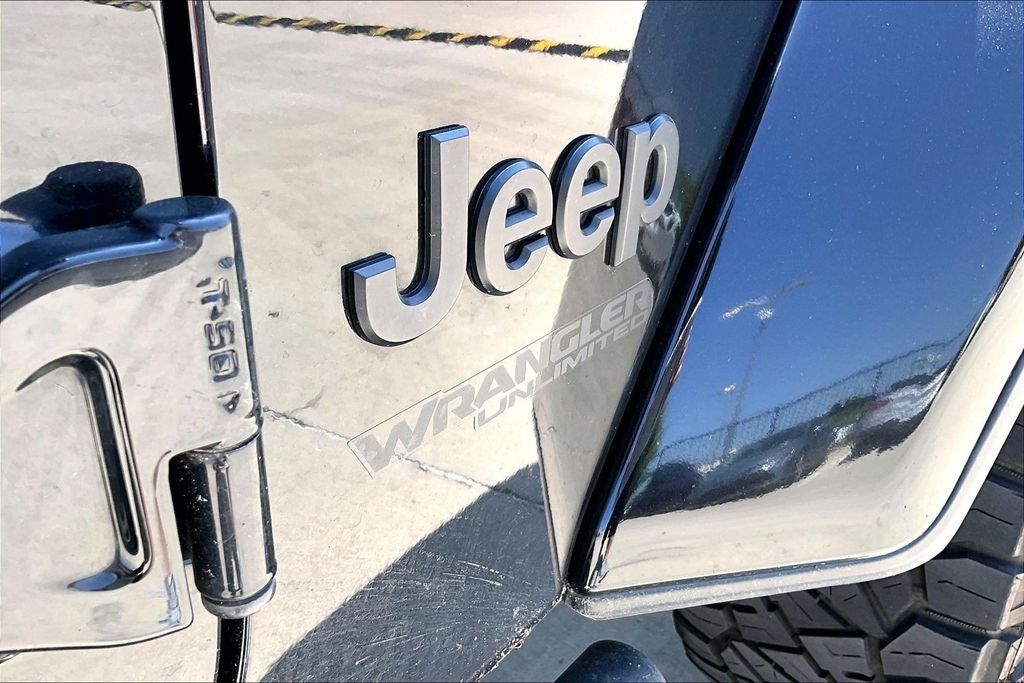 2021 Jeep Wrangler Unlimited Sahara Altitude