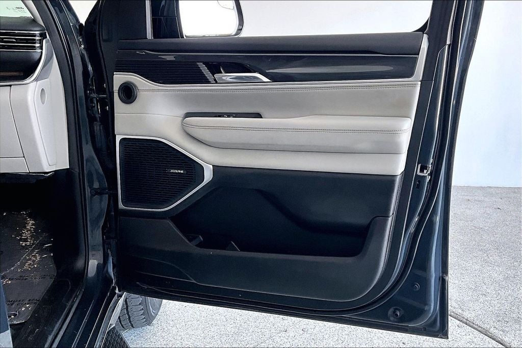 2022 Jeep Wagoneer Series I