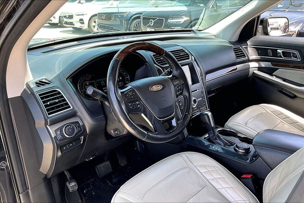2016 Ford Explorer Platinum