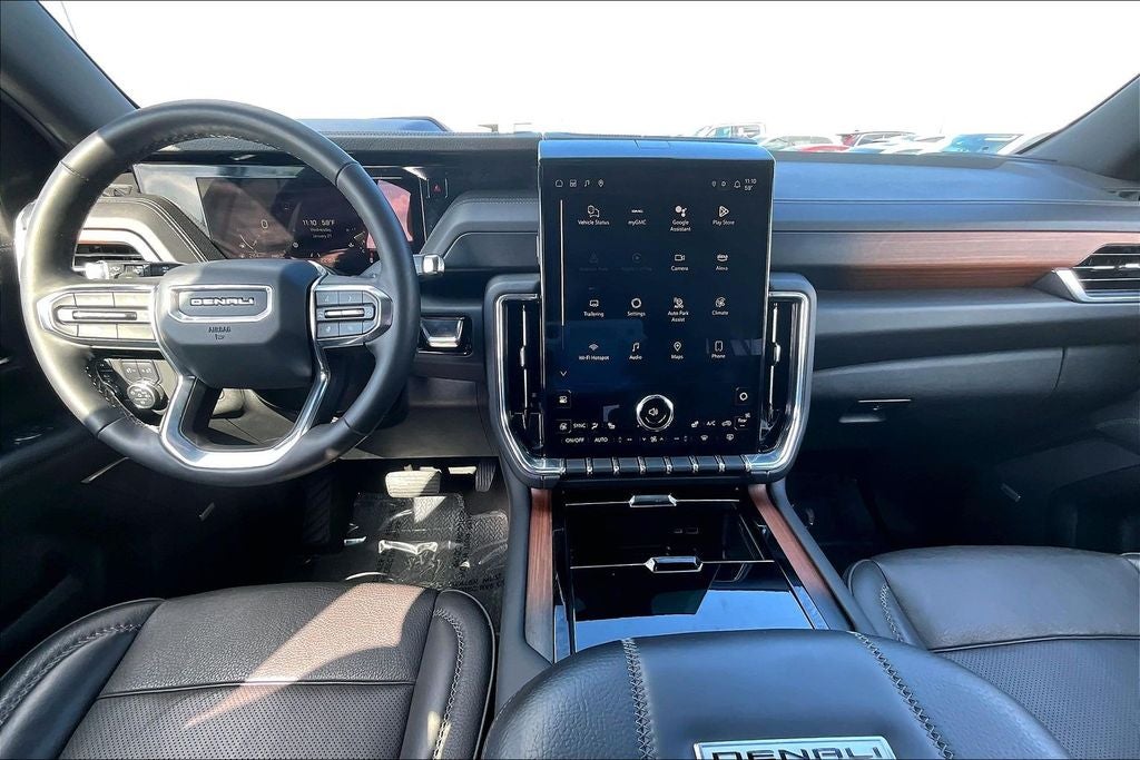 2025 GMC Yukon Denali
