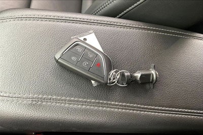 2025 Cadillac XT4 Premium Luxury